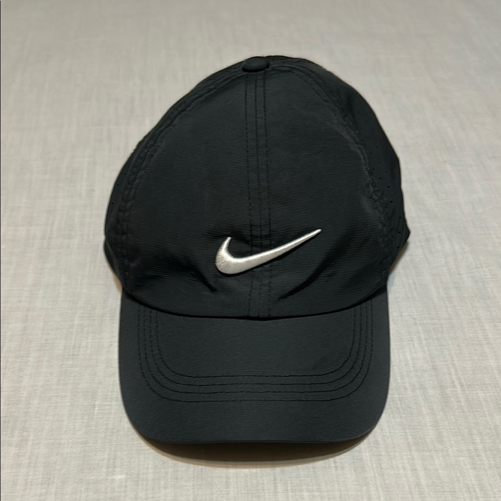 Nike Dri-FIT Golf Black Cap